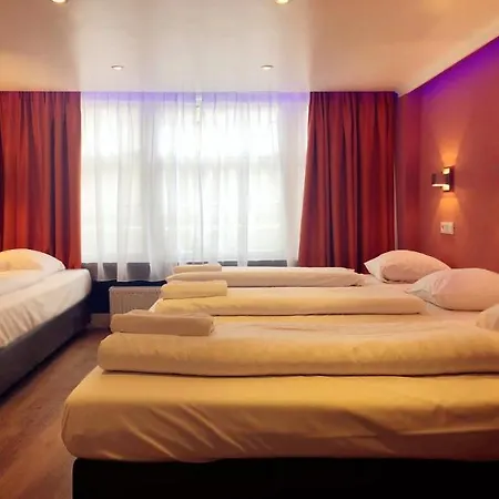 Damrak Hotel