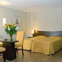 Damrak Otel